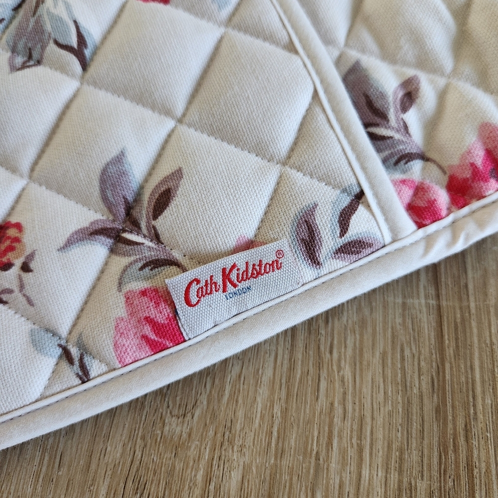 Cath Kidston Pink Rose Floral Double Oven Glove Pot Holder / Hot Pad - Picture 2 of 8